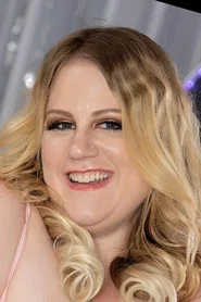 Curvy Mary