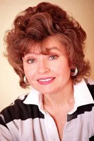 Прунелла Скейлс