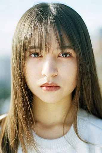 松木エレナ