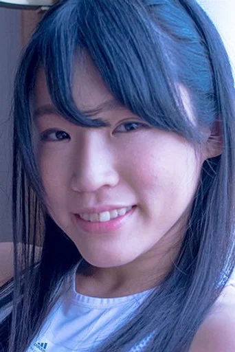 新美さくら