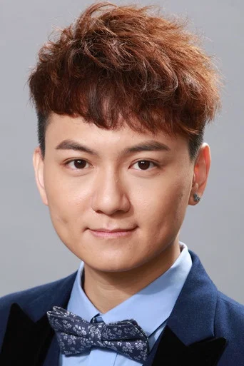 吳佩隆