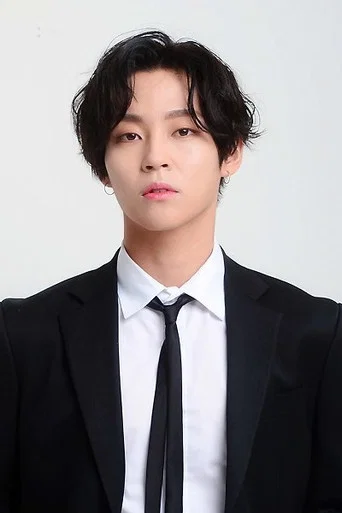 김우성
