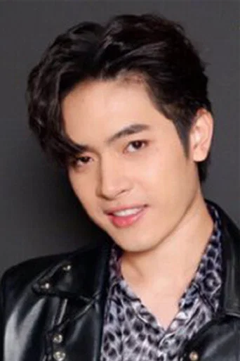คุณาธิป ตระการจันทร์