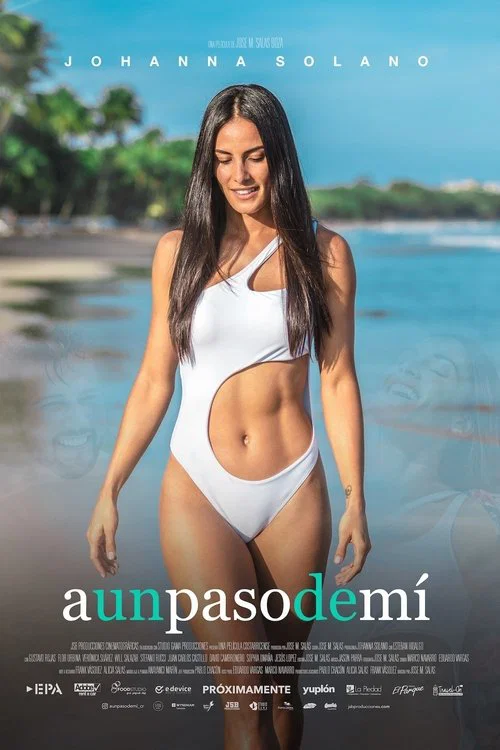A un paso de mí постер