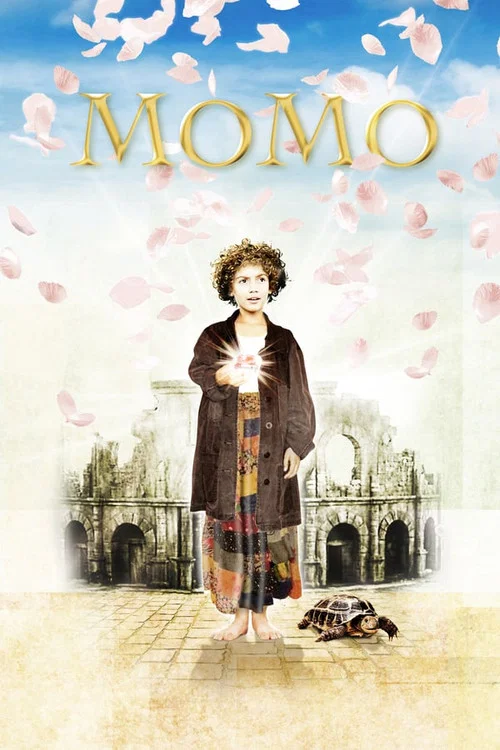 Момо постер