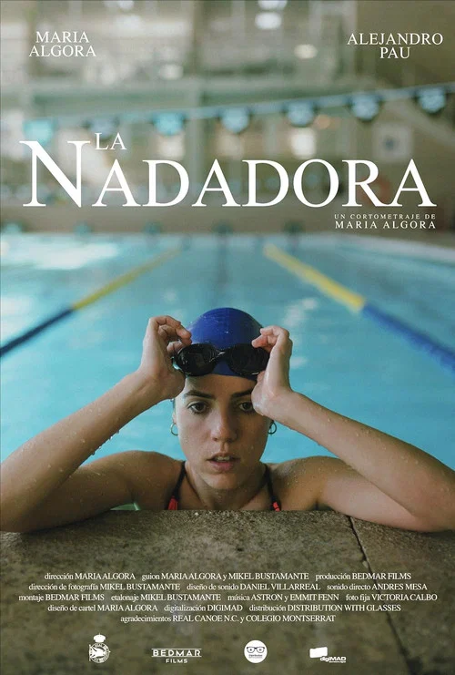 La nadadora постер