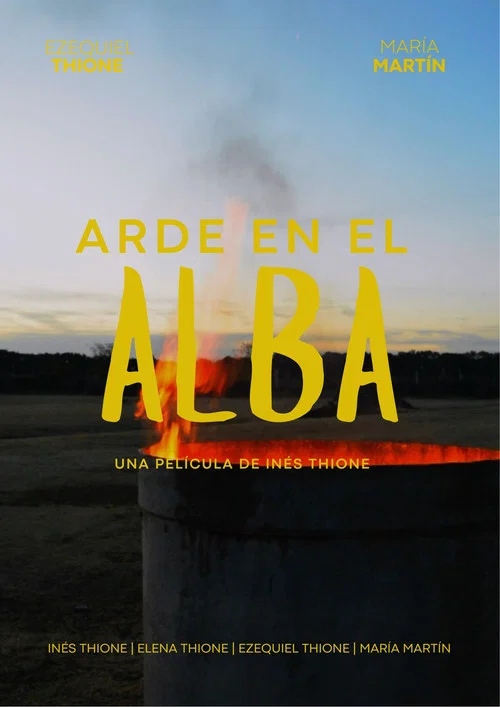 Arde en el Alba постер