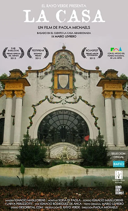 La casa постер
