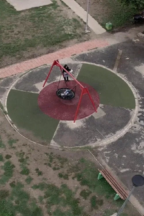 Melanholični dron постер