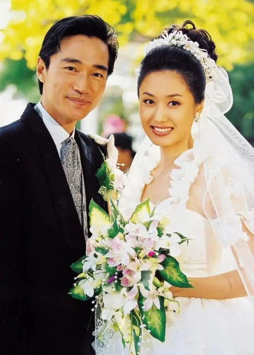 보고 또 보고 постер