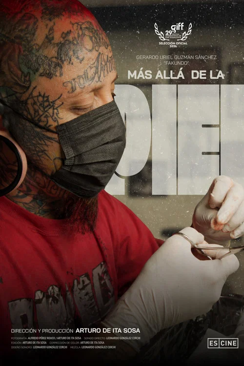 Más allá de la piel постер