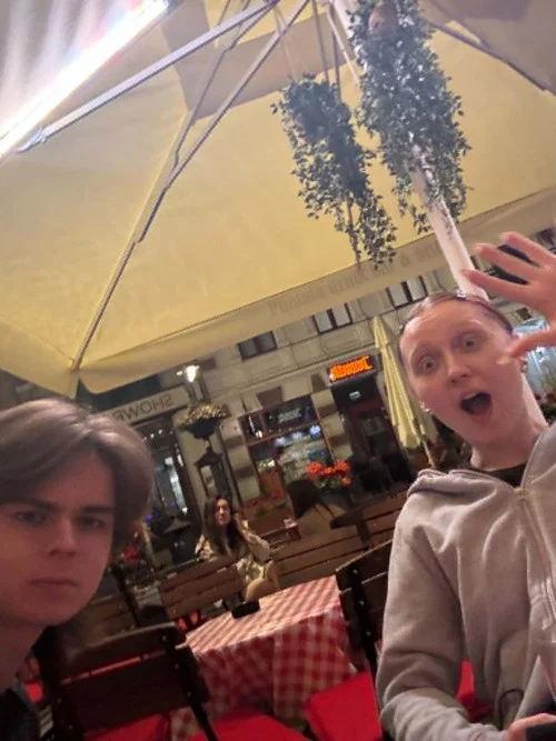 Czy on ma okno? постер