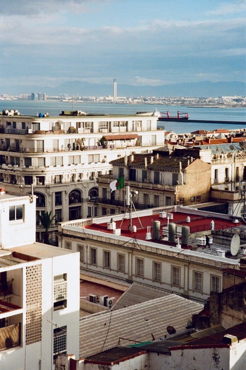 TIF | On The Corner (Alger, Algérie) постер