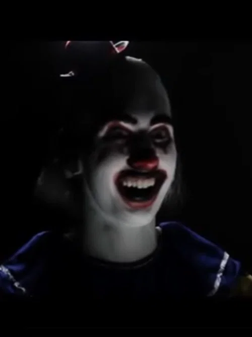 The Clown Statue постер