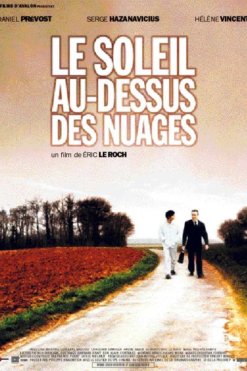 Le soleil au-dessus des nuages постер