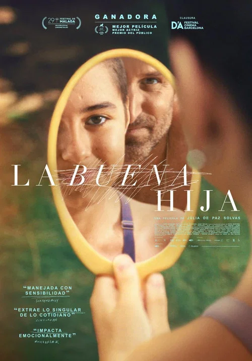 La buena hija постер