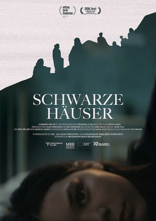 Schwarze Häuser постер