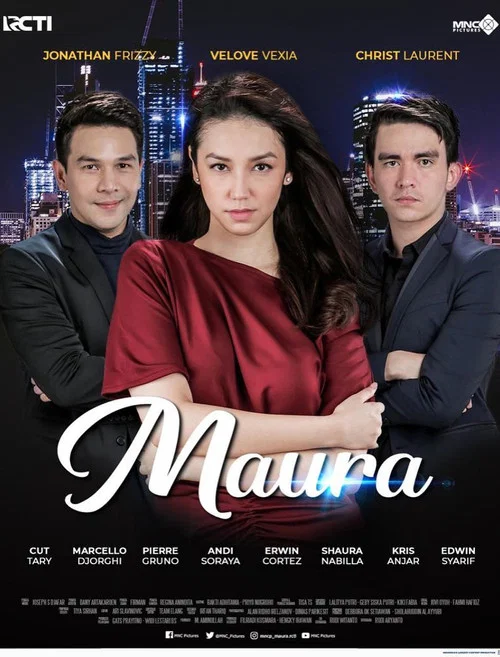 Maura постер