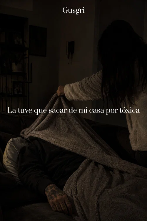 La tuve que sacar de mi casa por tóxica постер