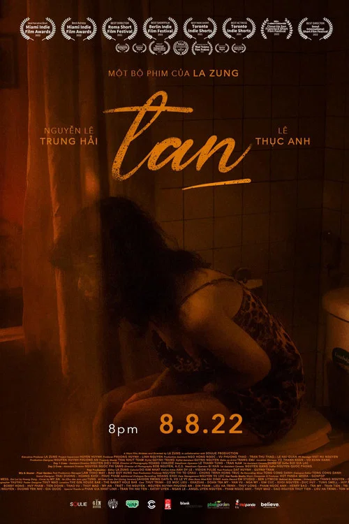 Tan постер