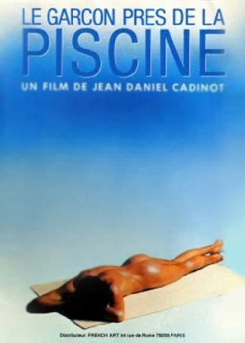 Le Garçon Près de la Piscine постер
