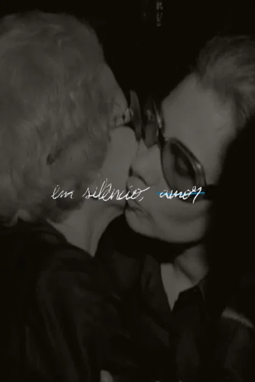 em silêncio, amor постер
