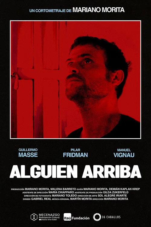 Alguien Arriba постер