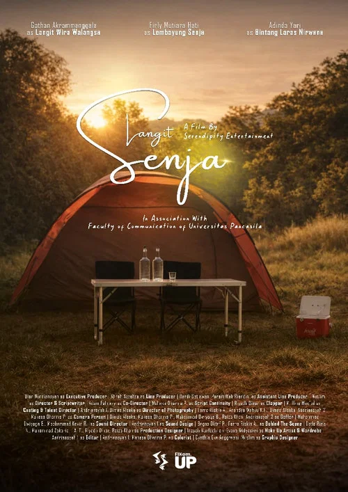 Langit Senja постер