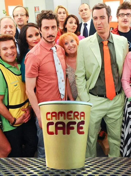 Camera Café постер