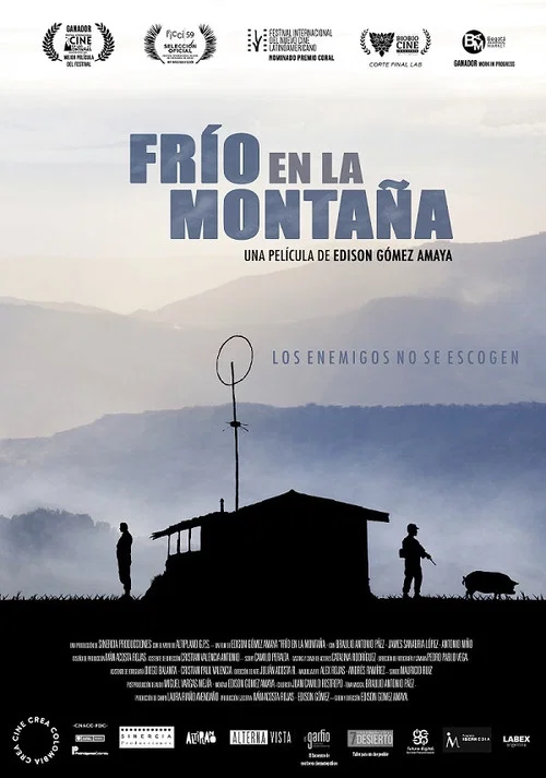 Frío en la montaña постер