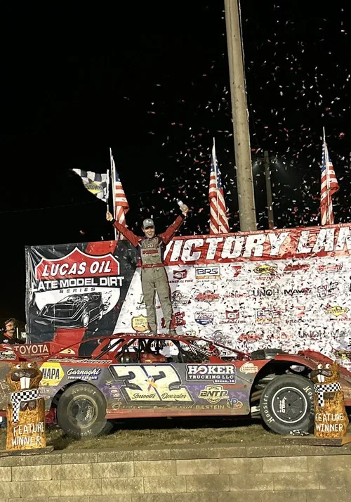 Lucas Oil Late Model Dirt Series постер