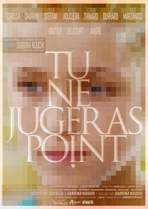 Tu ne jugeras point постер