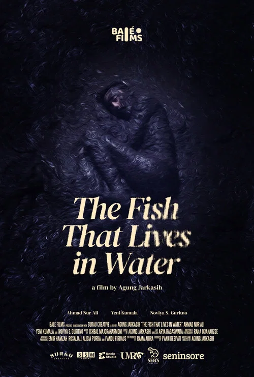 The Fish That Lives in Water постер