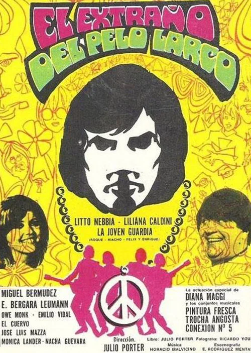 El extraño del pelo largo постер