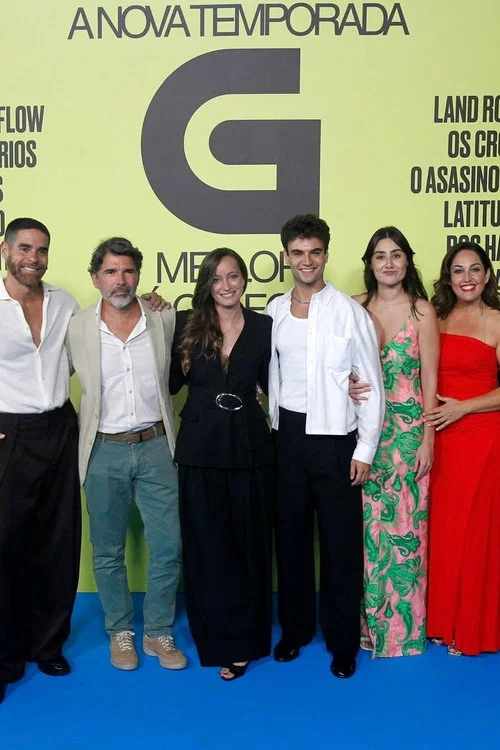 Clínica Miranda постер
