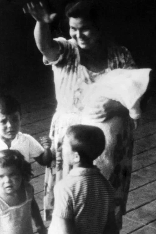 Notes sur l'émigration. Espagne 1960 постер