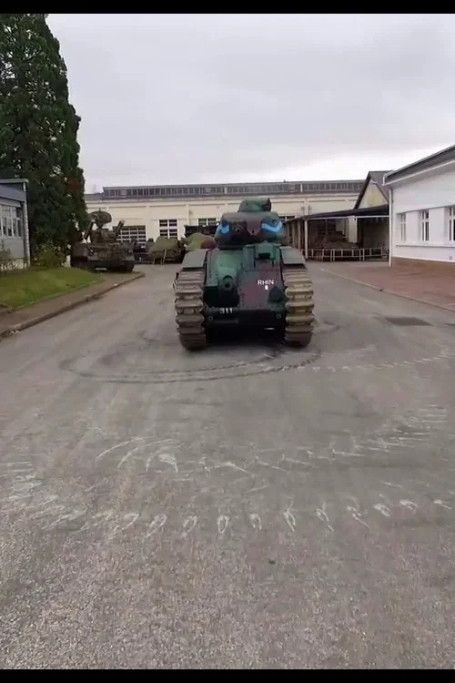 Char d'assaut, un siècle de technologie постер