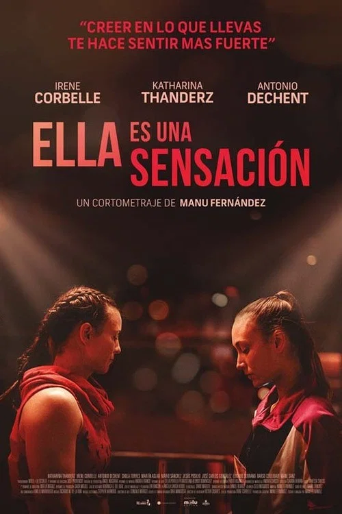 Ella es una sensación постер