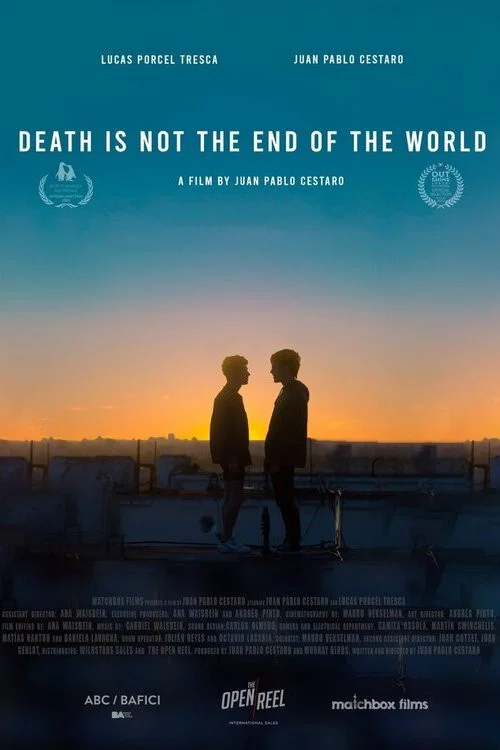 La muerte no es el fin del mundo постер