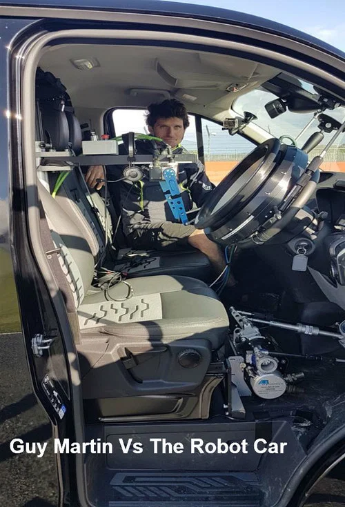 Guy Martin Vs The Robot Car постер