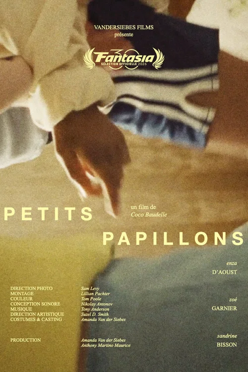PETITS PAPILLONS постер