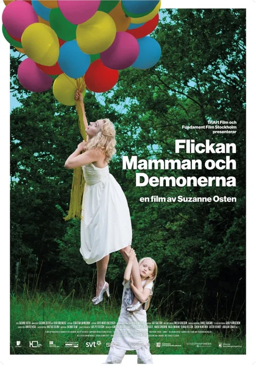 Flickan, mamman och demonerna постер