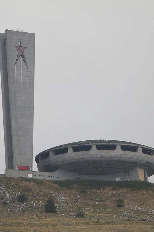 Built to Last – Relics of Communist Era Architecture постер