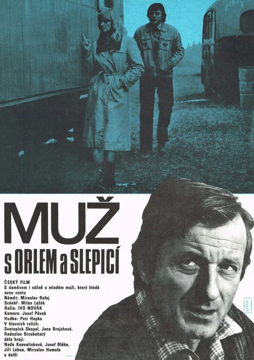 Muž s orlem a slepicí постер
