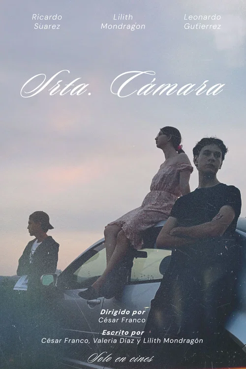 Srta. Cámara постер