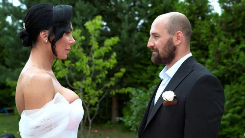 Строитель Валерий и фитнес-тренер Ирина