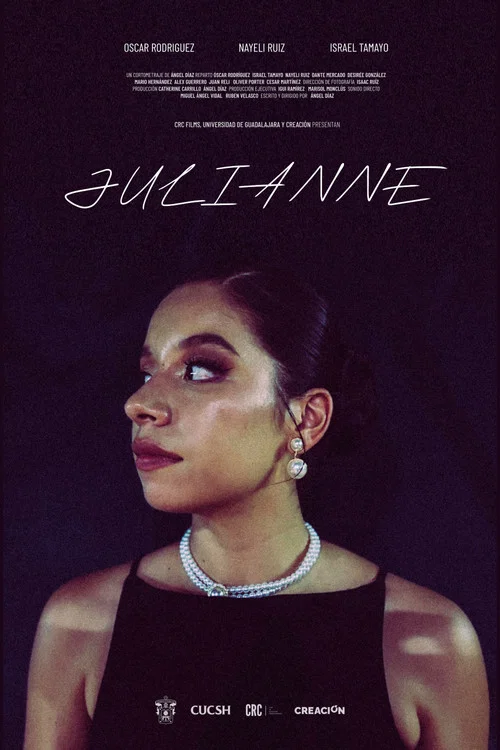 Julianne постер