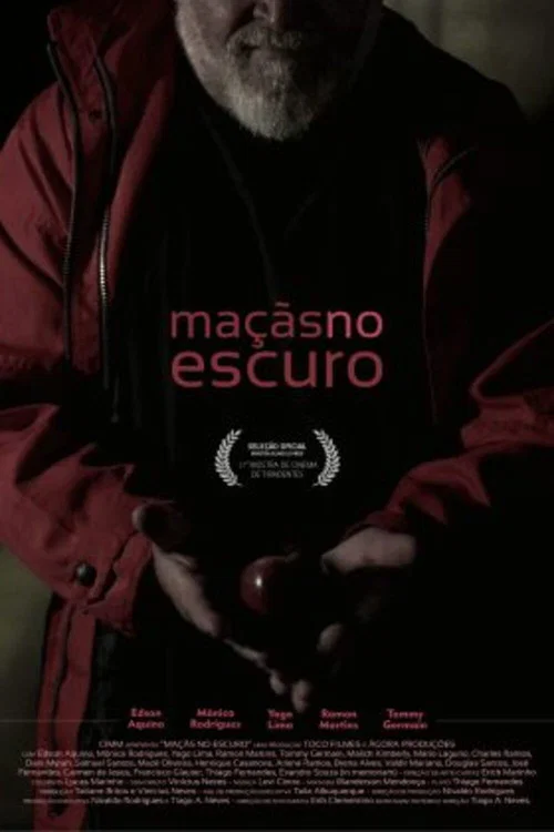Maçãs no Escuro постер