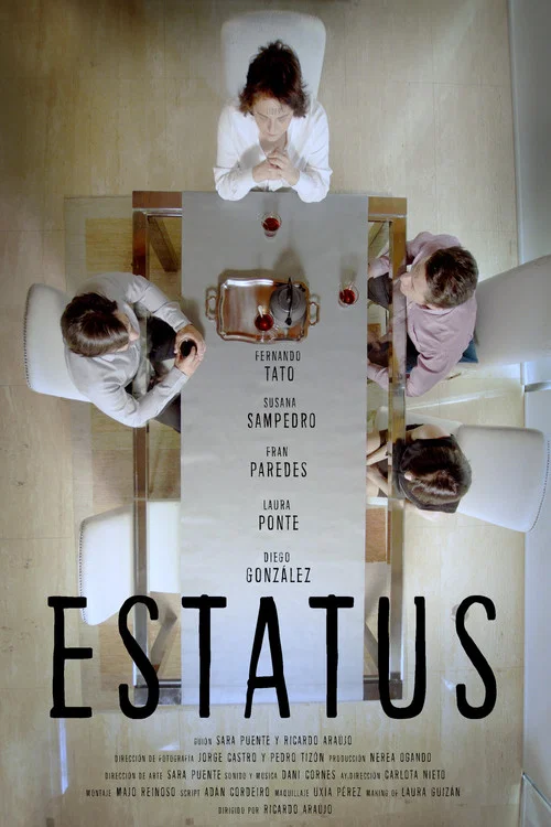 Estatus постер