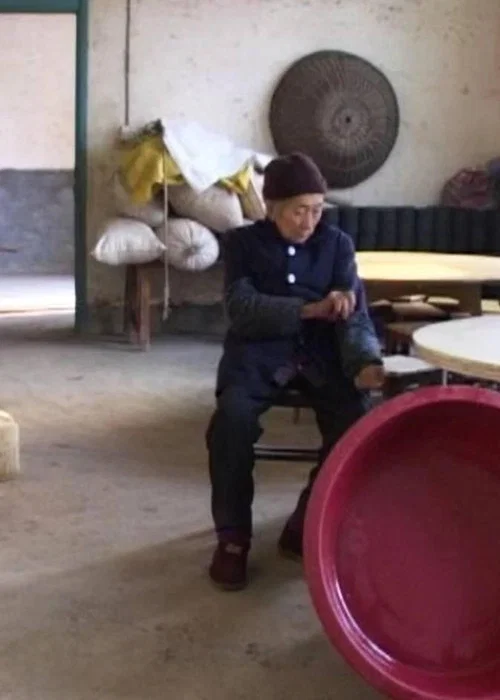 大姨 постер